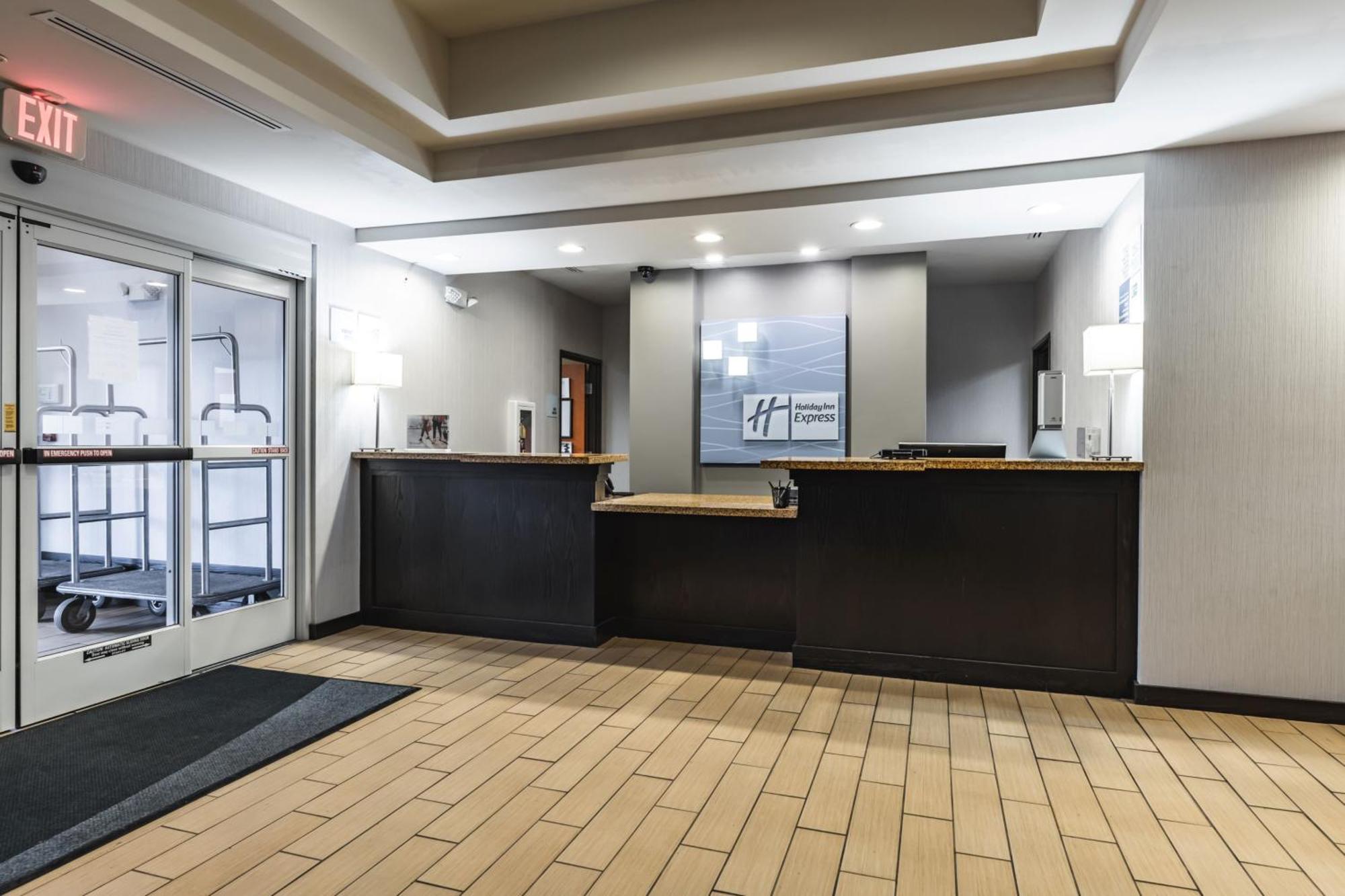 Holiday Inn Express & Suites Ironton By Ihg Buitenkant foto